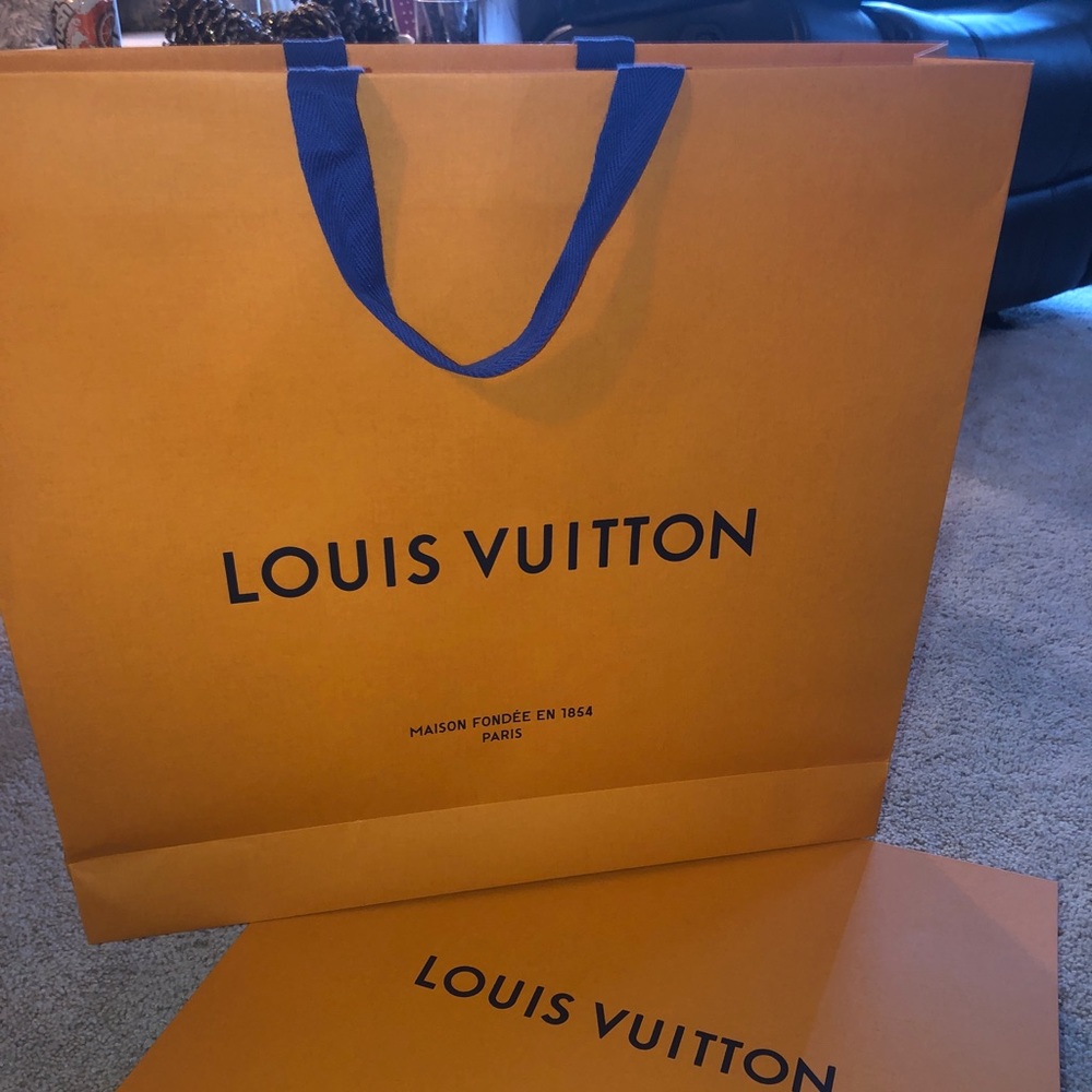 Louis Vuitton bag, box, and dust bag neverful